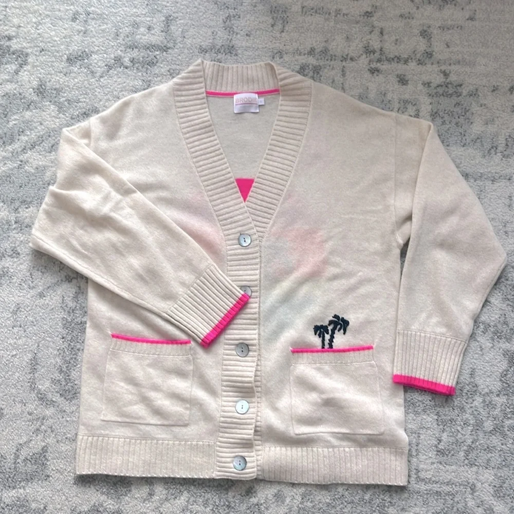 BRODIE CASHMERE CARDIGAN SWEATER - Picture 3 of 8